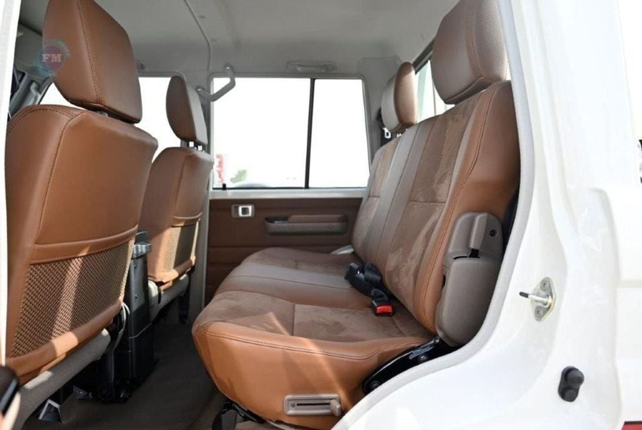 Toyota Land Cruiser Pick Up 79 Double Cab LX-Z 4.0L Petrol 4WD Automatic