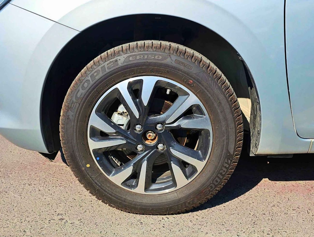 Suzuki Swift GLX | GCC WITH RADAR | BLINDSPOTS | HIGH OPTION | CODE # GLXHR