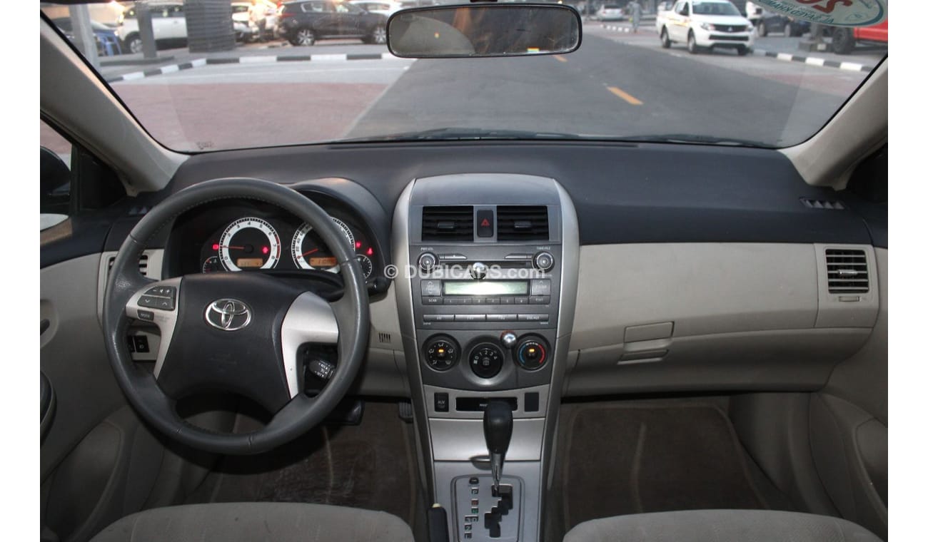 تويوتا كورولا Std Std تويوتا كورولا 2012 خليجي 1.6  بحالة ممتازة 1600 سي سي بدون حوادث نظيفه جدا من الداخل والخارج