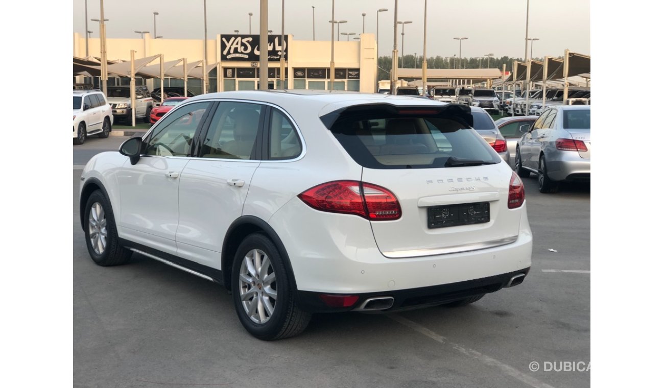 Porsche Cayenne S PORSCHE CAYENNE S MODEL 2014 GCC car perfect condition full option panoramic roof leather seats back