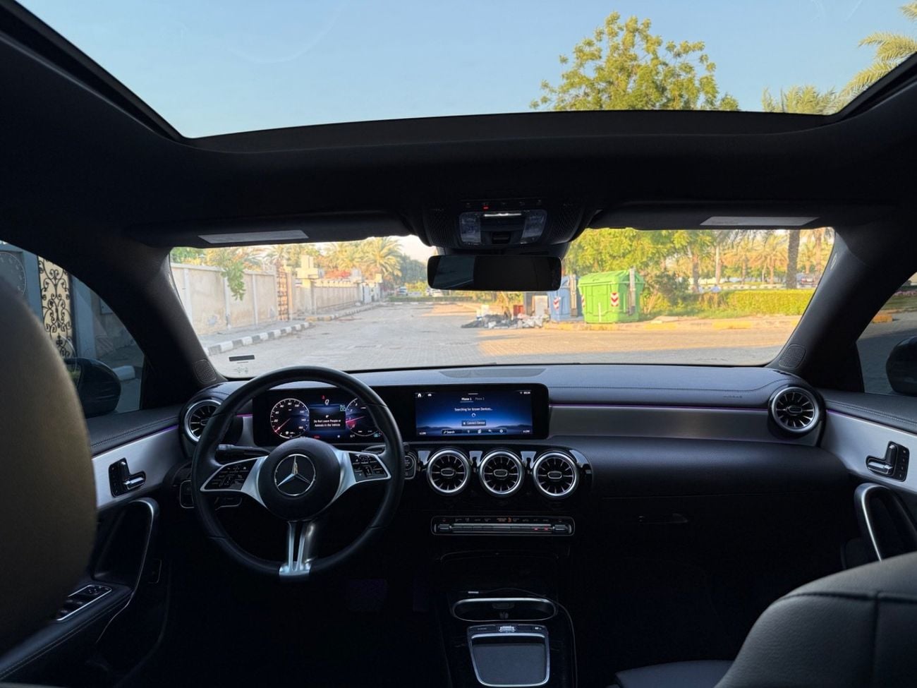 مرسيدس بنز CLA 250 Premium + 2.0L