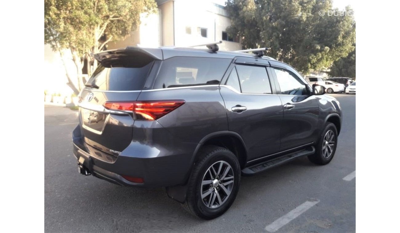 تويوتا فورتونر Toyota Fortuner RIGHT HAND DRIVE (Stock no PM 818)