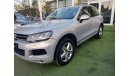 Volkswagen Touareg Gulf 2013 model, panorama leather, control stabilizer, rear camera, in excellent condition