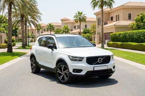 Volvo XC40 2022 T4 R DESIGN | AED 1110/Month | 0 DP | 30 Day Return | Warranty