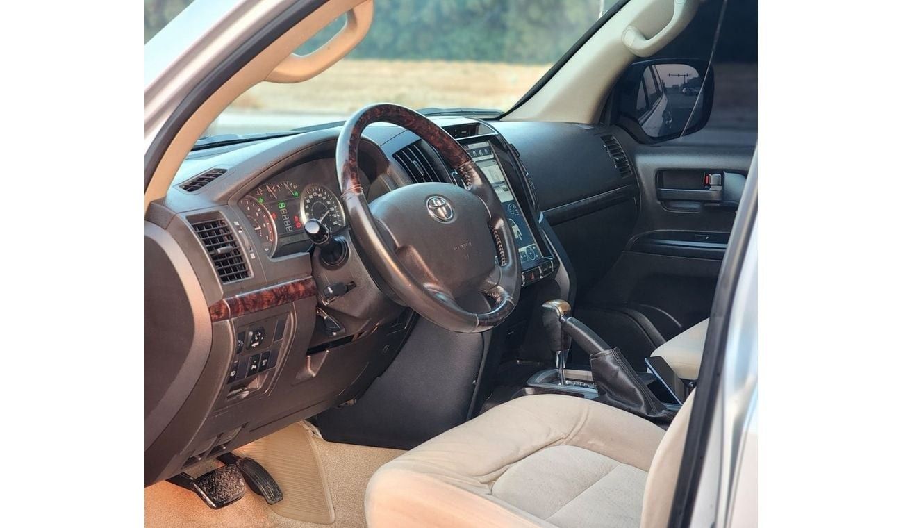 Toyota Land Cruiser GX.R V6 original paint