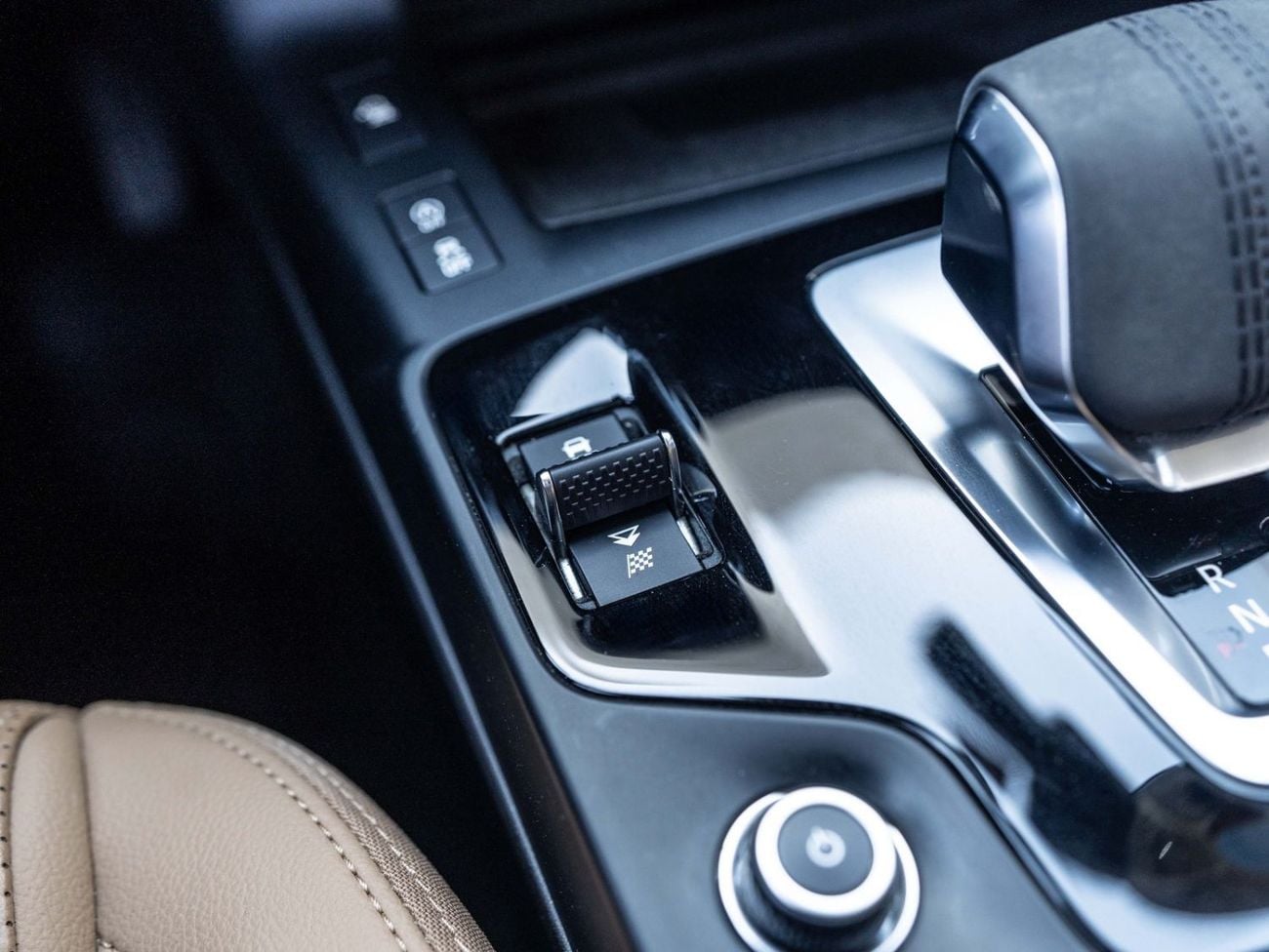 جاكوار E Pace R-DYNAMIC SE P250 SE