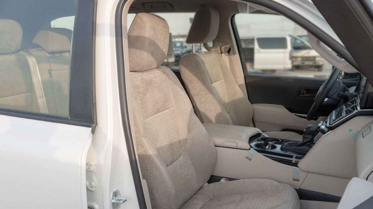 تويوتا لاند كروزر GXR 2026 Toyota Land Cruiser 3.3L AT Diesel (White-Beige) Basic