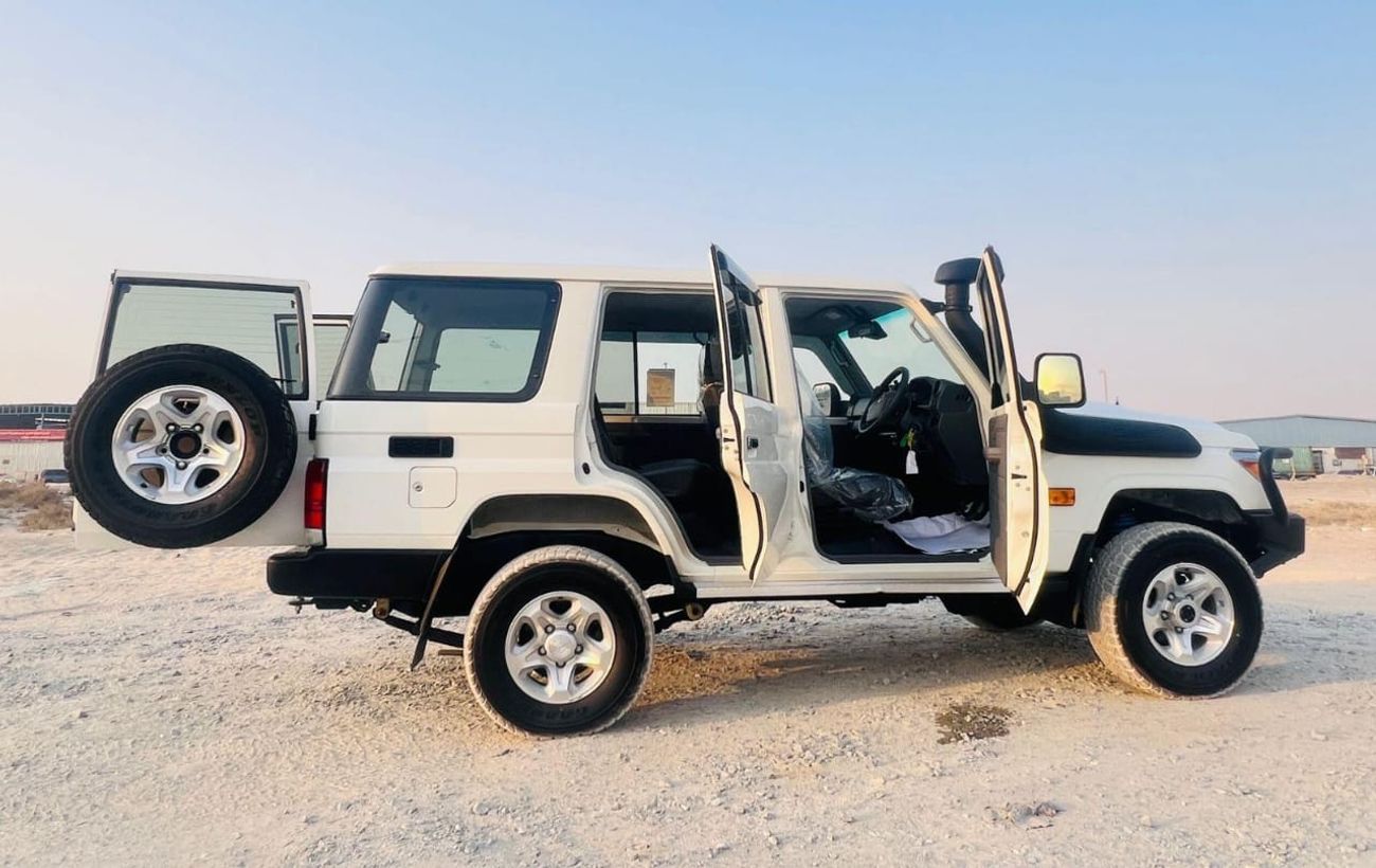 تويوتا لاند كروزر diesel right hand drive 4.5L only for export available