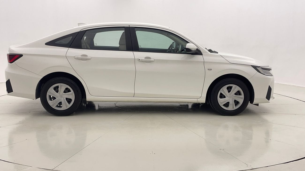 تويوتا يارس E 1.5 | بدون دفعة مقدمة | اختبار القيادة في المنزل