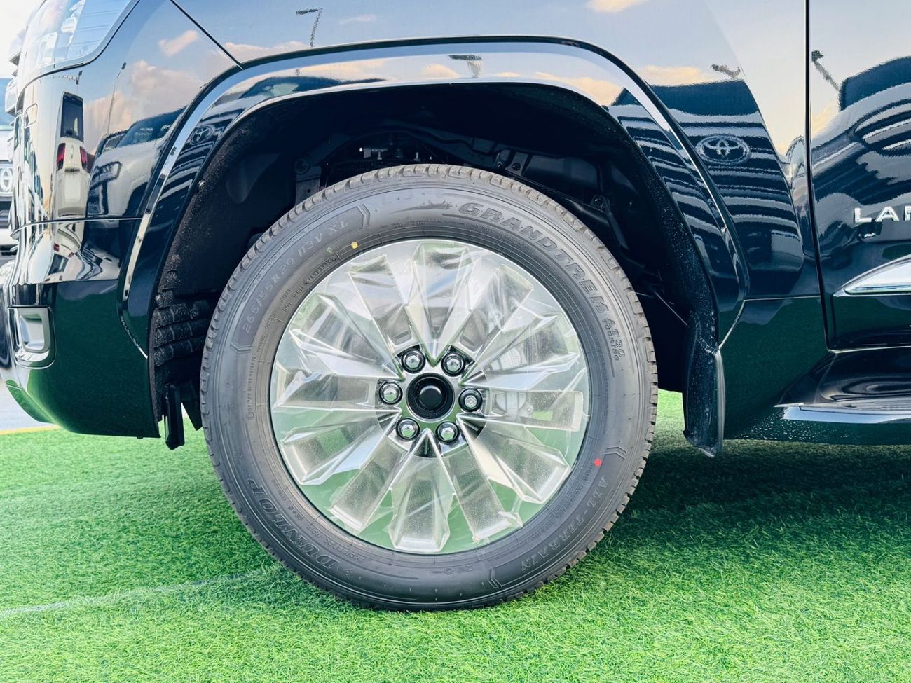 تويوتا لاند كروزر TOYOTA LAND CRUISER (300 SERIES) GXR 4.0L 2026