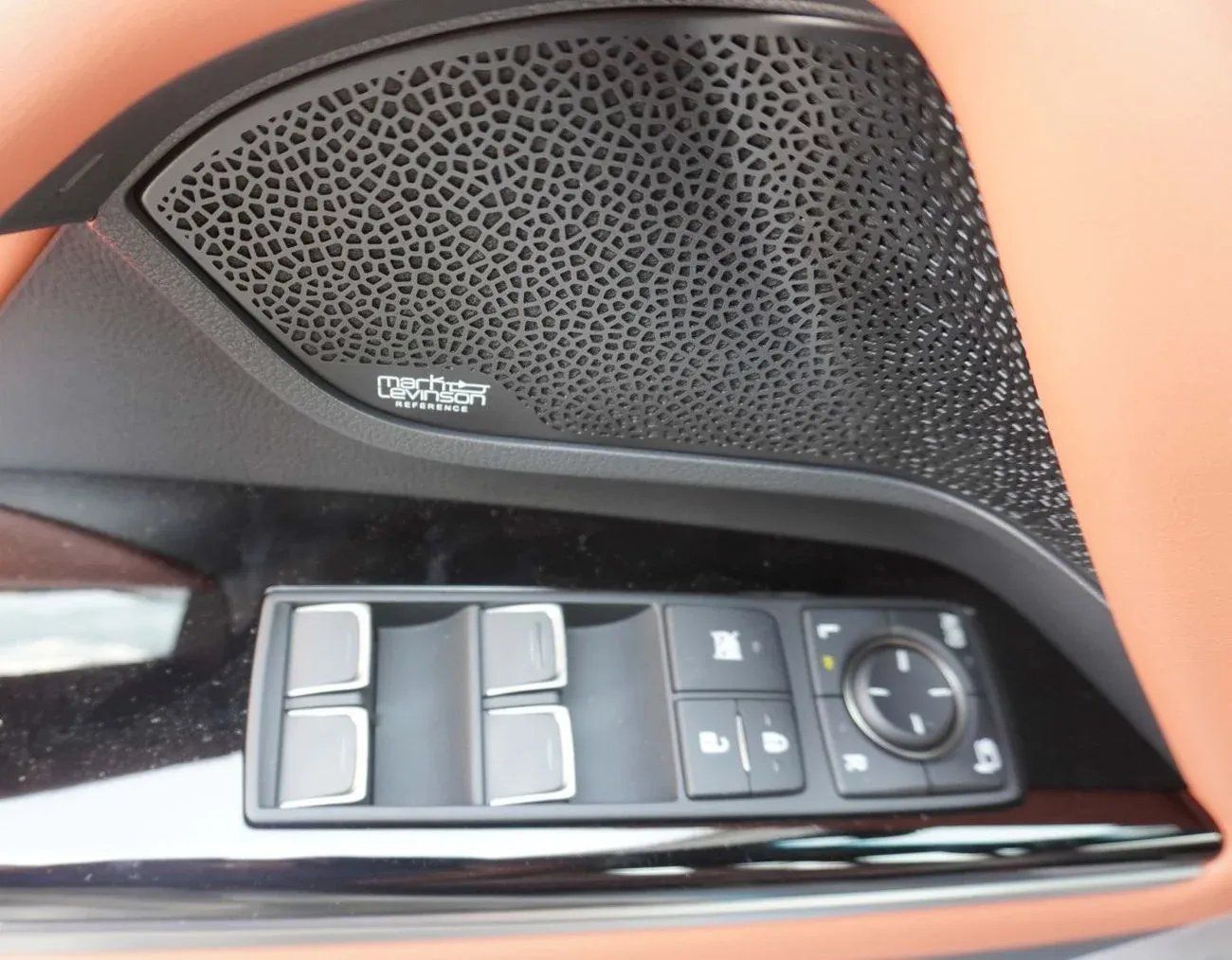 Lexus LX 700h LX700H VIP full option