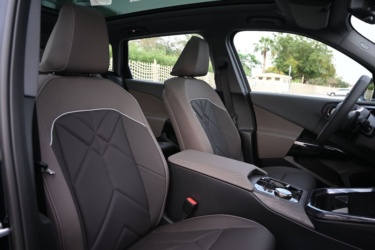 BMW X3 HOT OFFER - BMW X3 XDRIVE 25L 2025 - LUXURY PACKAGE