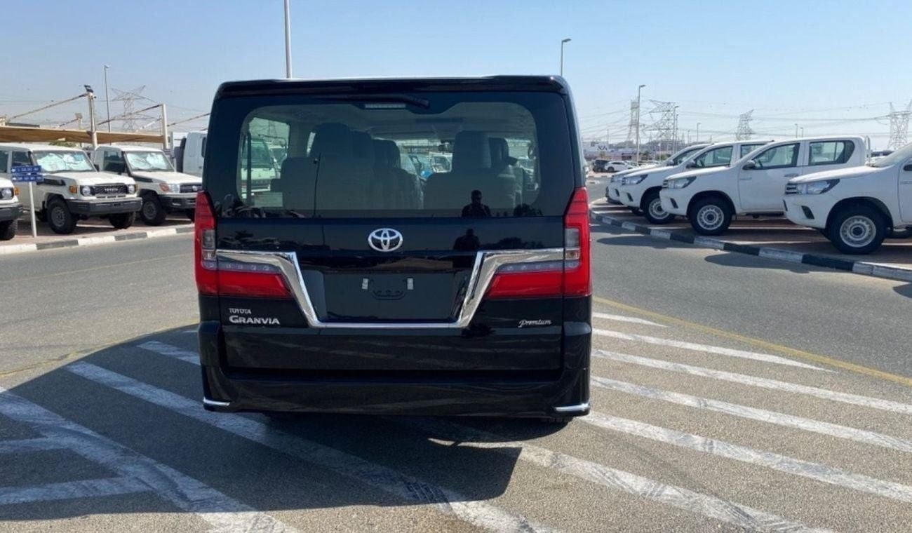 تويوتا جرافينا PREMIUM 3.5 Petrol  / Brand new model 2024