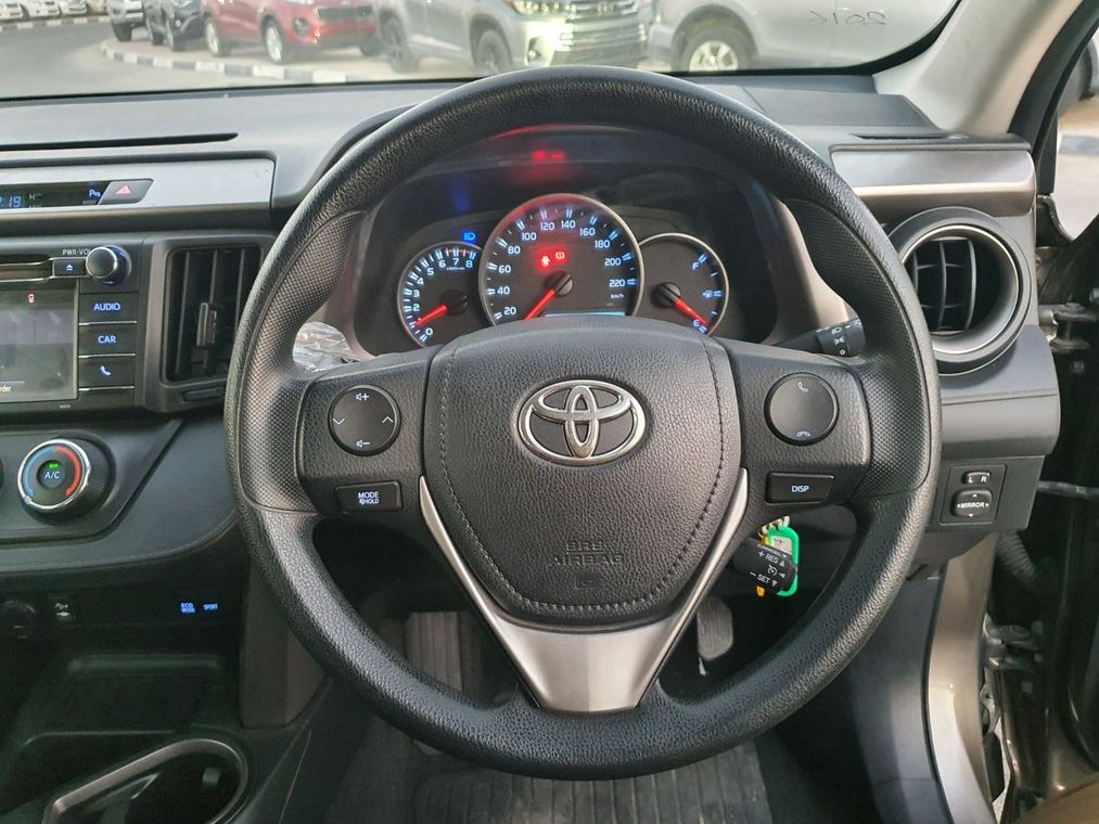 تويوتا راف ٤ Right hand drive Brown 2016