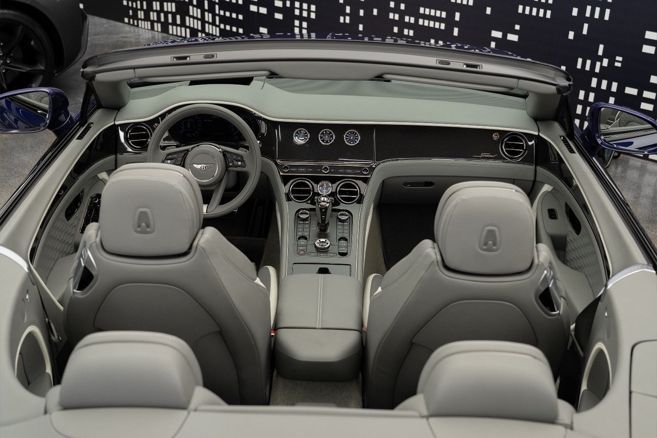 Bentley Continental GTC Speed 4.0T (Hybrid)