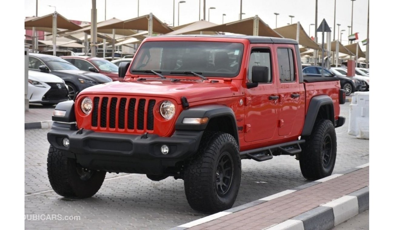 Jeep Gladiator Sport  4WD V-06 3.6L  ( With Fox Suspension ) CLEAN CAR / WITH WARRANTY