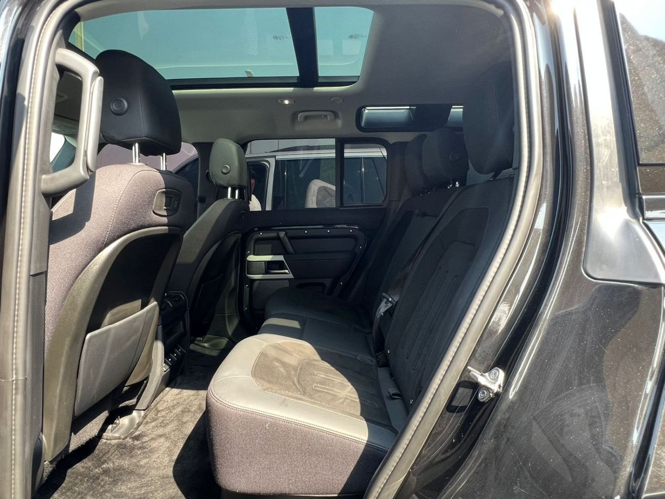 Land Rover Defender LAND ROVER DEFENDER 2020 P400 110 SE 3.0L (5 Seater)/V6