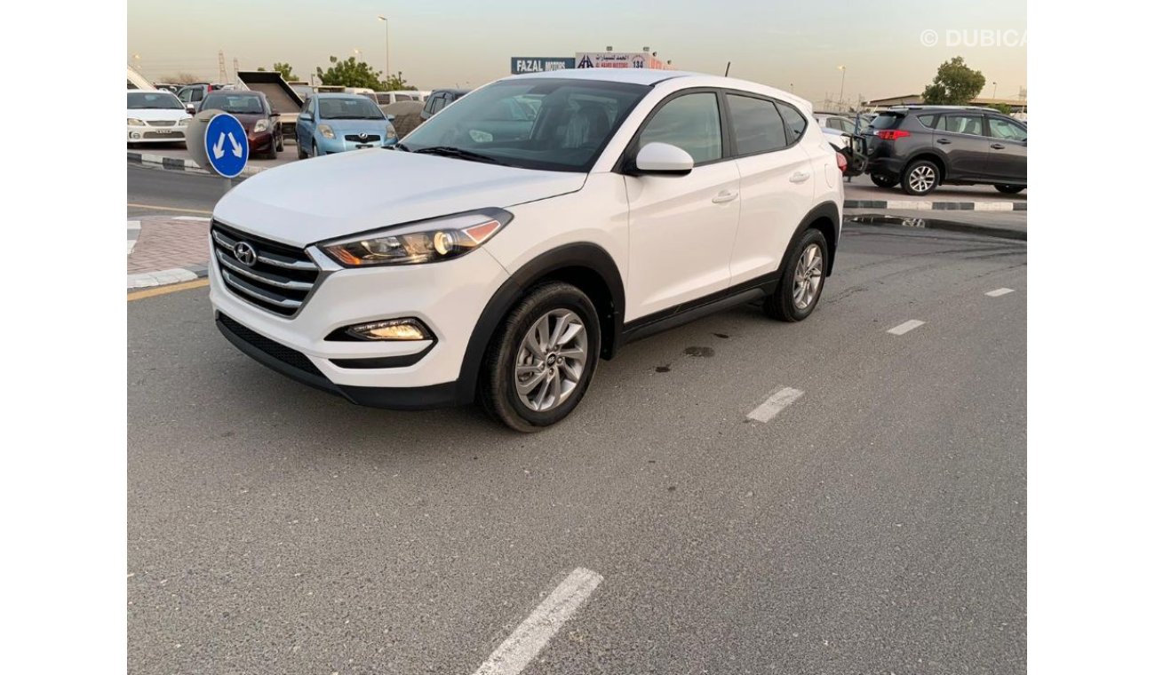 Hyundai Tucson AWD AND ECO 2.0L V4 2017 AMERICAN SPECIFICATION