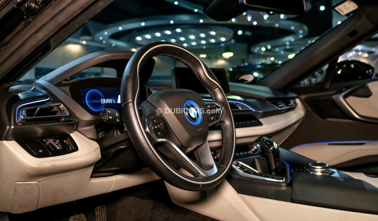 BMW i8