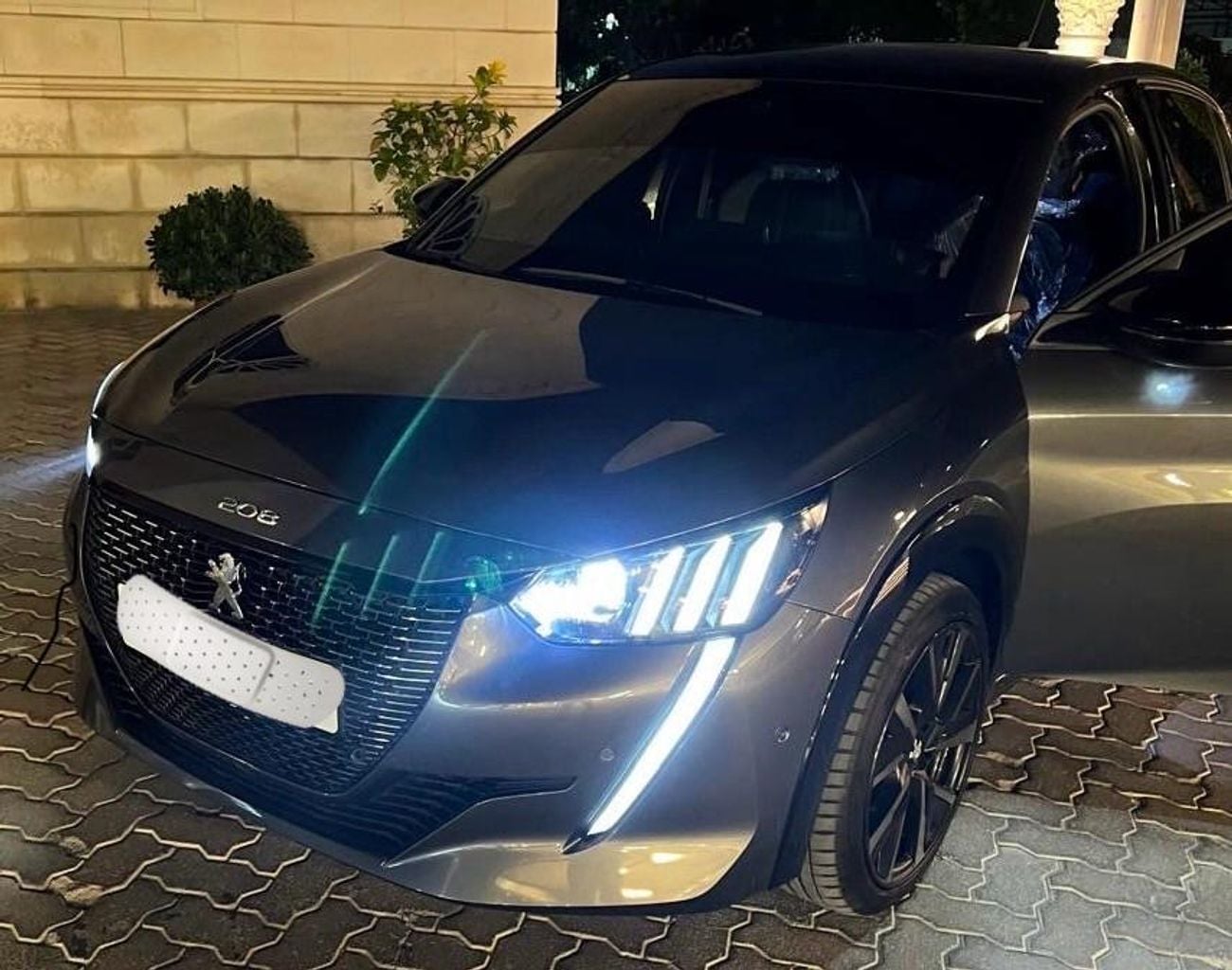 بيجو 208 GT