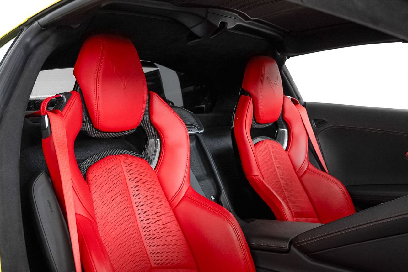 Chevrolet Corvette 2LT 6.2L (490 HP) Coupe