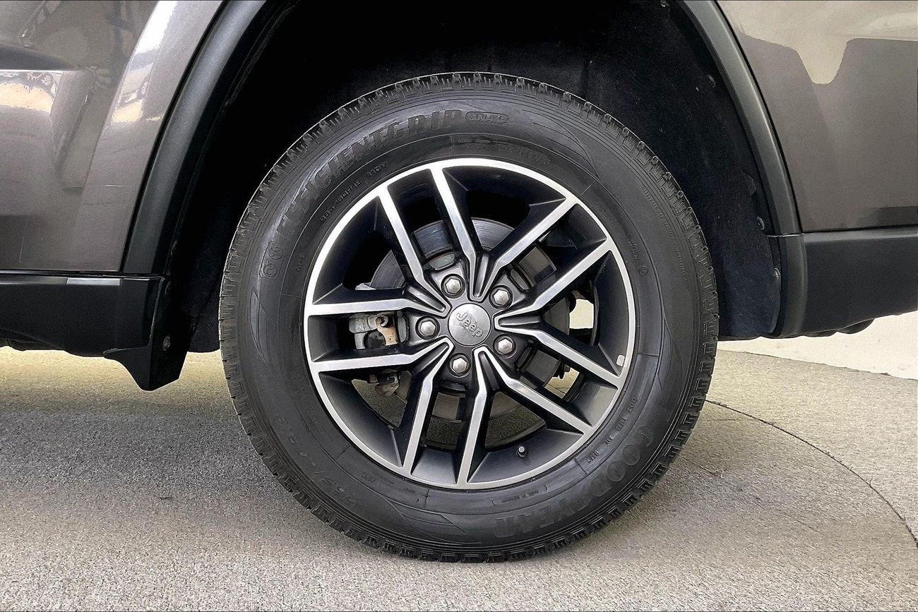 Jeep Grand Cherokee Limited | Guaranteed Warranty | 0 Down Payment