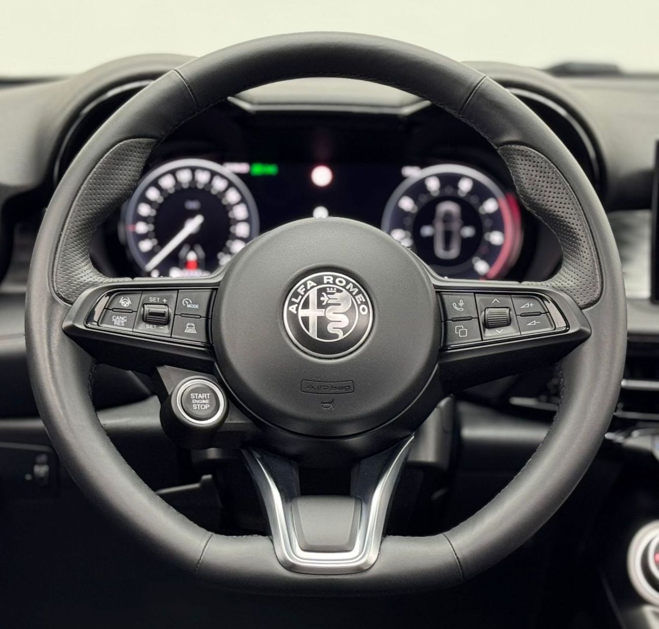 ألفا روميو تونالي 2024 Alfa Romeo Tonale Veloce, 2028 Alfa Romeo Warranty and Service Pack, GCC