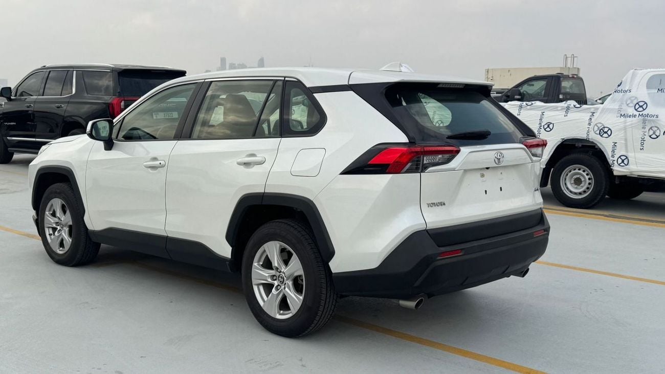 تويوتا راف ٤ 2.5L (2WD) EX