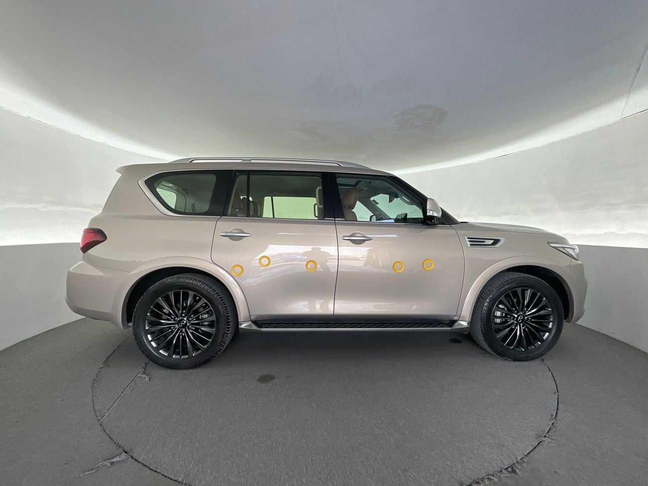 إنفينيتي QX80 5.6 SENSORY AUTO 4WD 8 SEATS | شامل الضمان | 0 ﺪﻔﻋﺓ ﺃﻮﻟﻯ