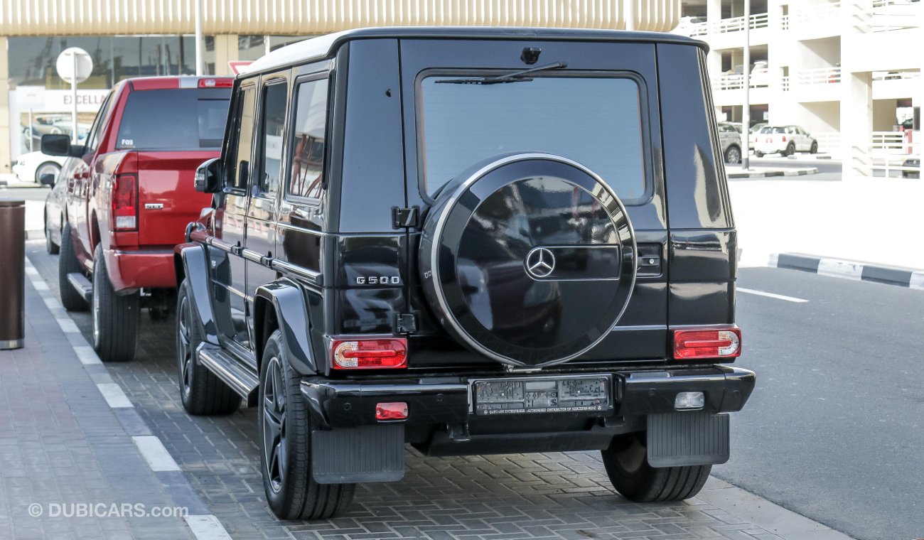 Mercedes-Benz G 500