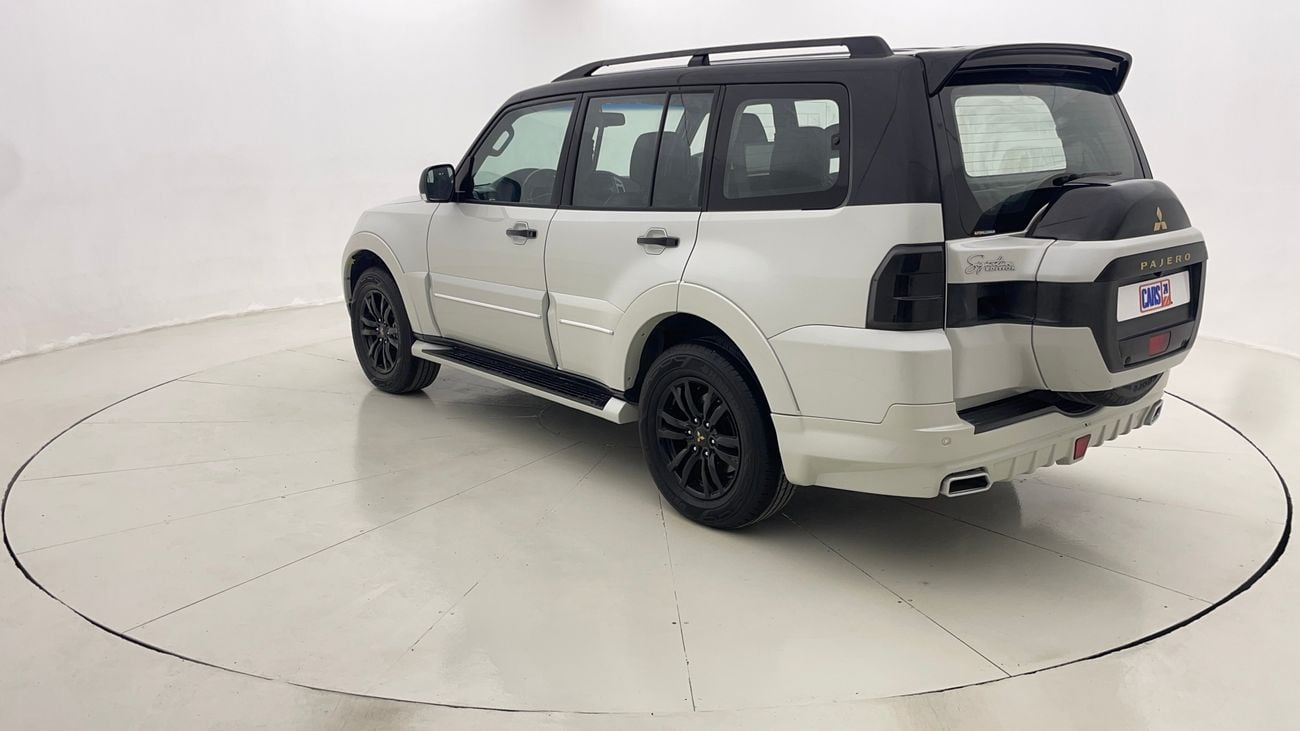 ميتسوبيشي باجيرو SIGNATURE EDITION 3.8 | بدون دفعة مقدمة | اختبار القيادة في المنزل