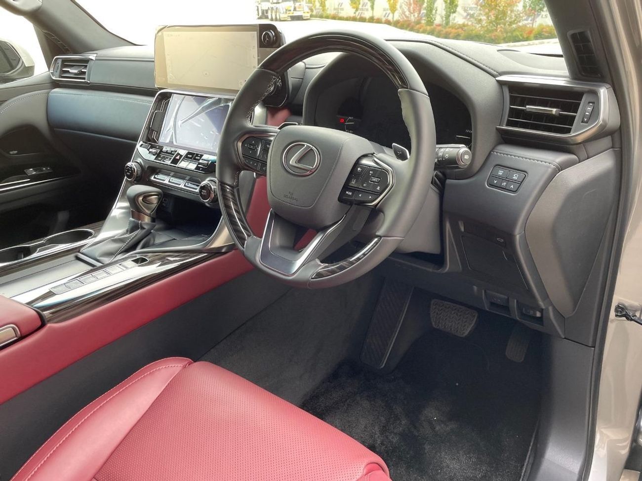 Lexus LX 600 Brand New RIGHT HAND DRIVE