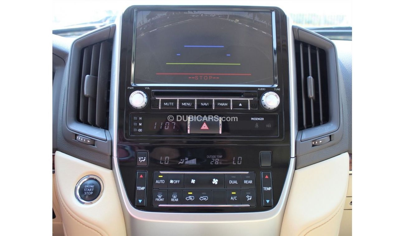 Toyota Land Cruiser GXR 2016 GCC FULLY LOADED SINGLE OWNER IN MINT CONDITION