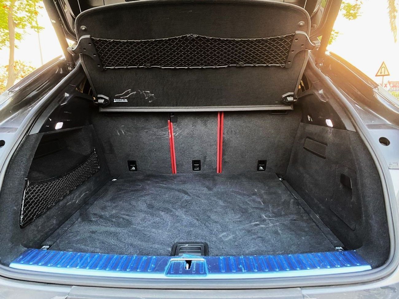 Porsche Cayenne Std 3.0L (340 HP)