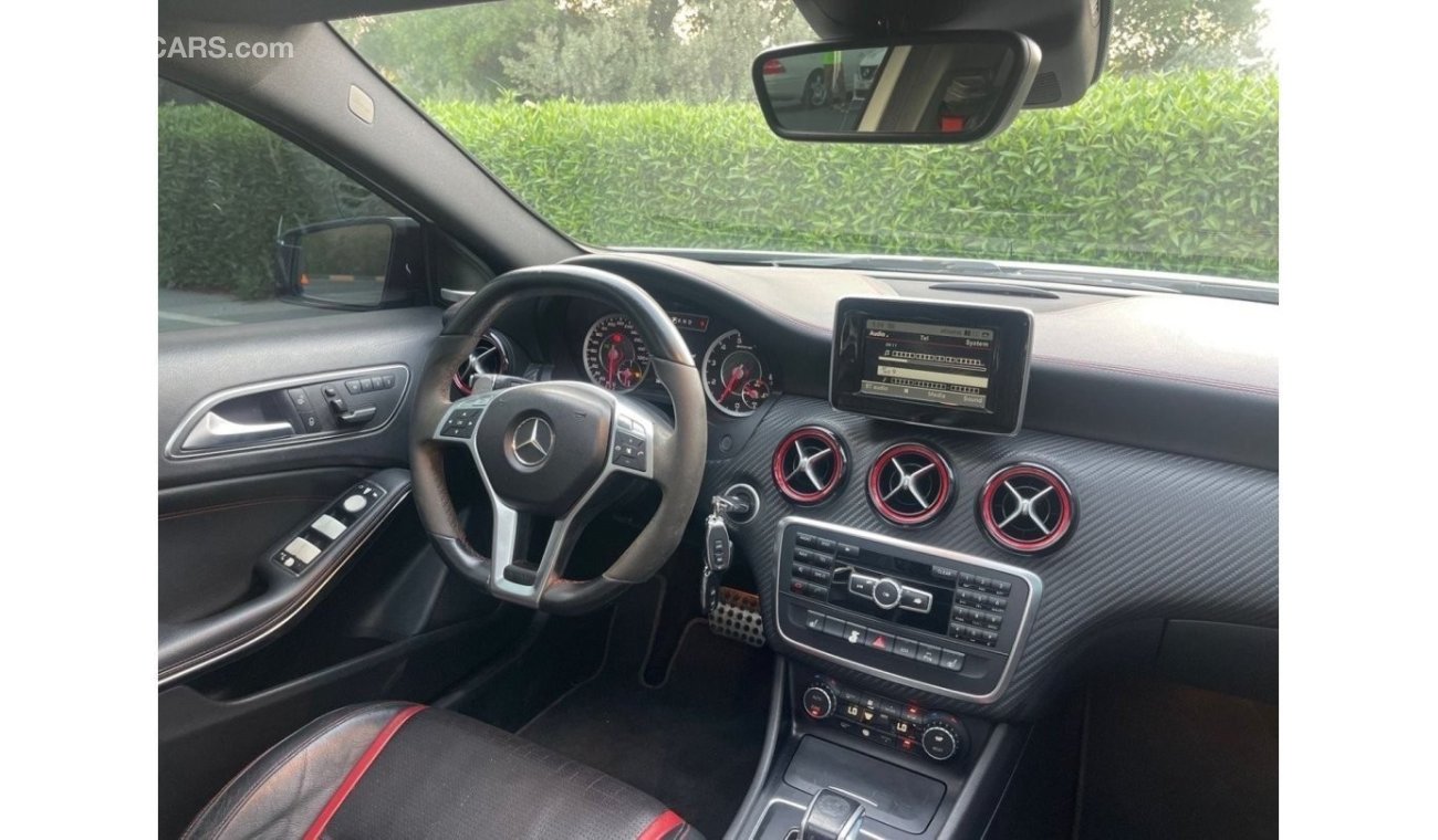 Mercedes-Benz A 45 AMG Model 2015, Gulf, Full Option, Sunroof Panorama, Key number 2, 4 cylinders, automatic transmission,
