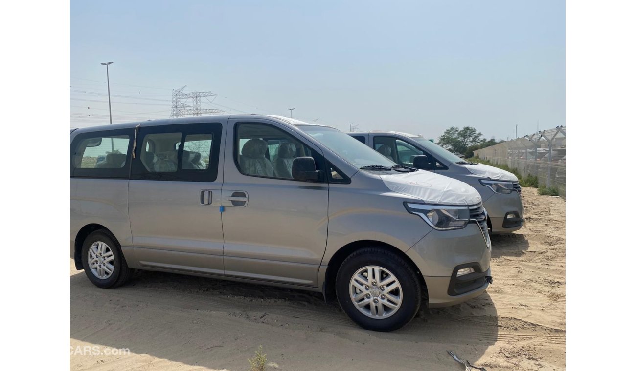 هيونداي H-1 GLS,PETROL,SUNROOF,A/T,2.4L,12 SEATS,2020MY