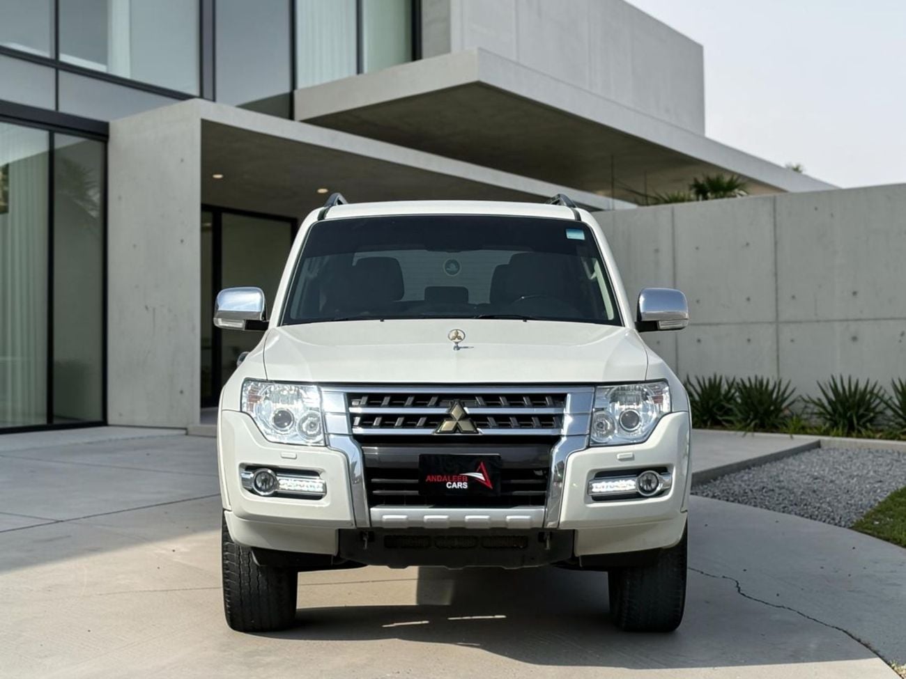 ميتسوبيشي باجيرو AED 1,360 P.M | 0% DOWN PAYMENT | MITSUBISHI PAJERO GLS | 3.8L V6 | 2020 | GCC SPECS