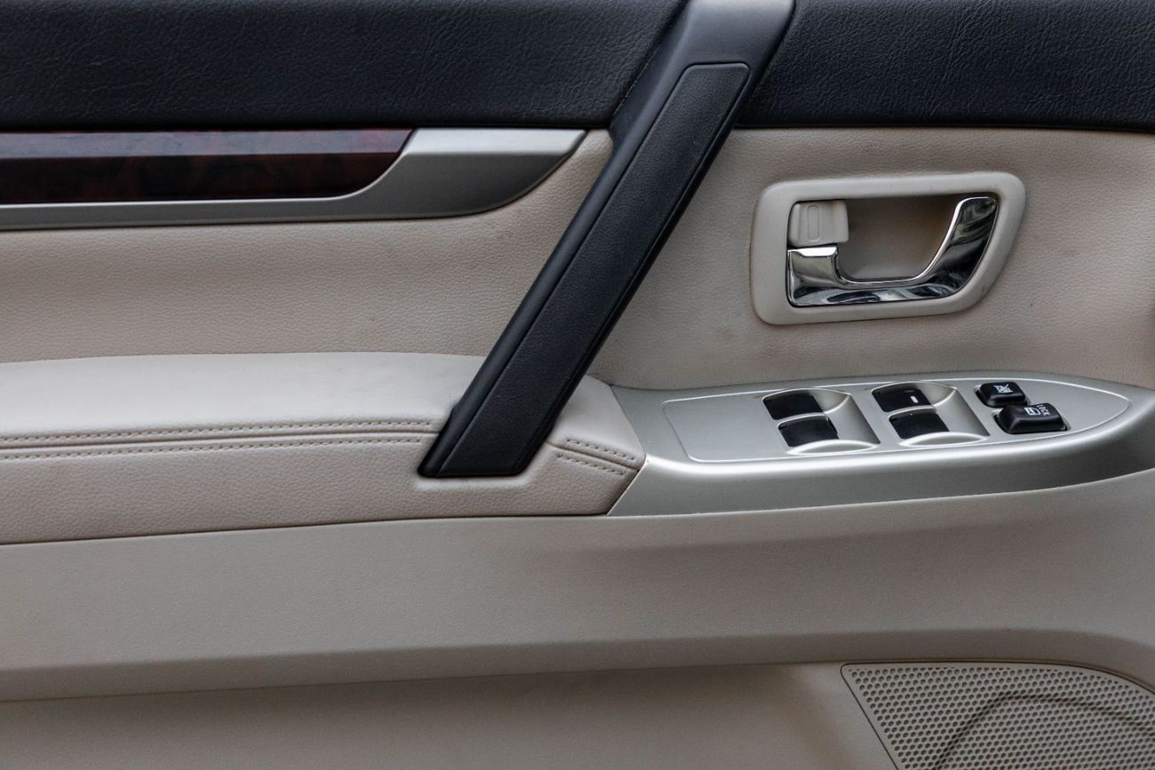 Mitsubishi Pajero Shogun GLS | 1,469 P.M  | 0% Downpayment | Immaculate Condition!