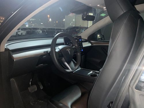 تسلا موديل Y Long Range (Dual Motor) | شامل الضمان | 0 ﺪﻔﻋﺓ ﺃﻮﻟﻯ