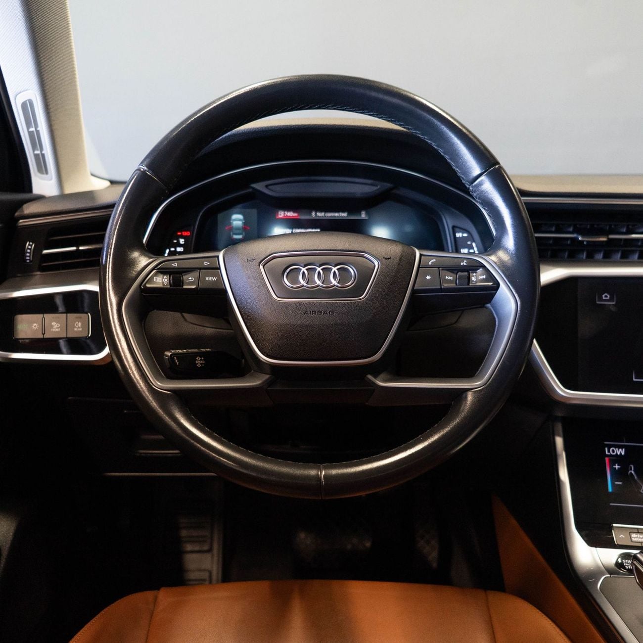Audi A6 40 TFSI 2.0L AED 1,724 P.M • 0% Downpayment • Audi A6 40 TFSI • 1 Year Warranty