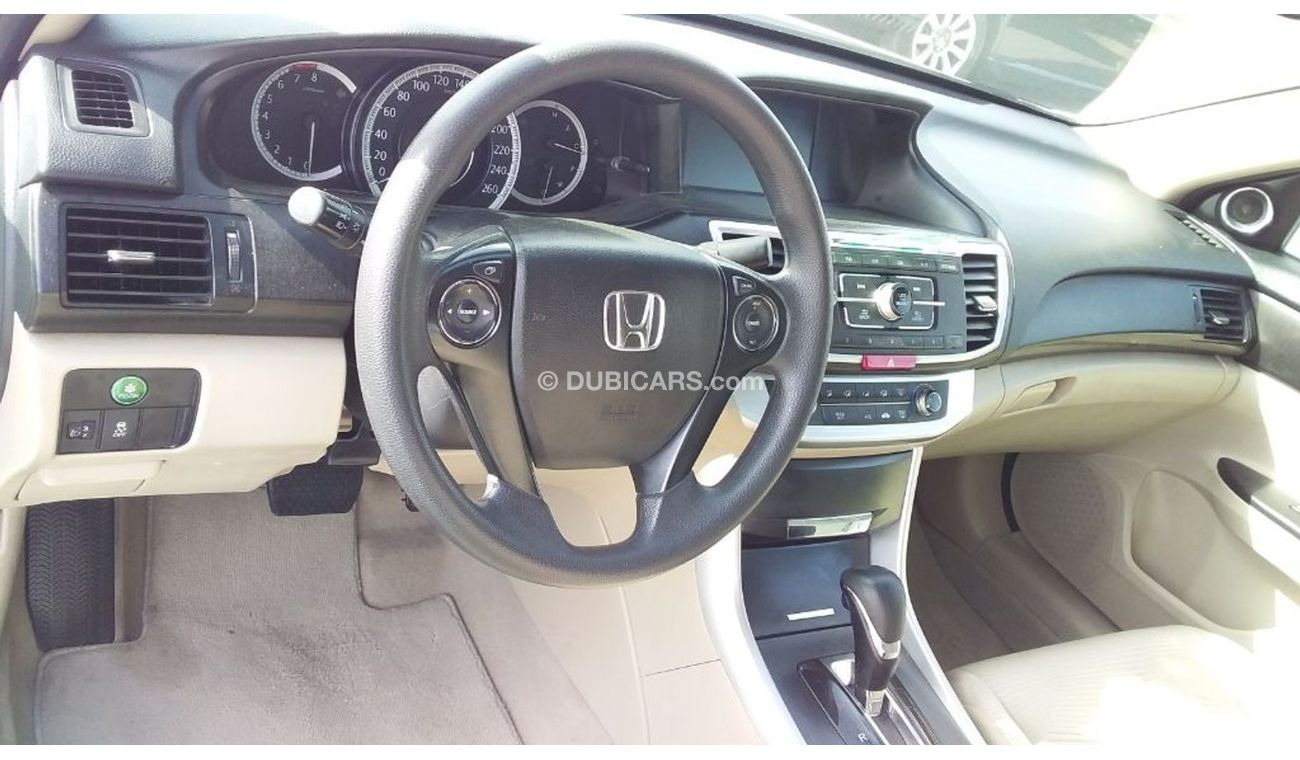 هوندا أكورد هوندا اكورد ٢٠١٦ خليجي