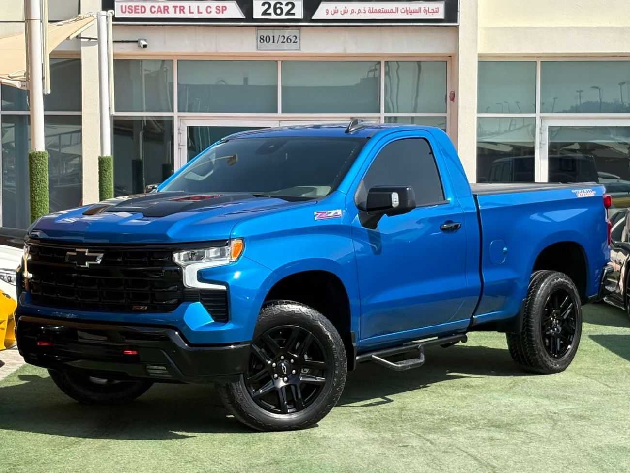 Chevrolet Silverado CHEVROLET SILVERADO Z71 2024 GCC FULL OPTION ORIGINAL PAINT UNDER WARRANTY PERFECT CONDITION