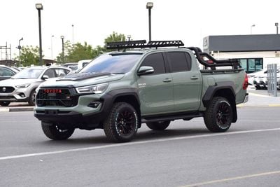 تويوتا هيلوكس 4X4 Diesel 2.8L (Right Hand)