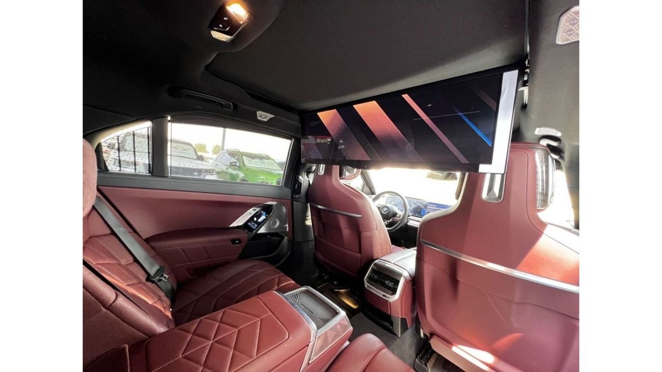 BMW 740Li M Sport BMW 740i