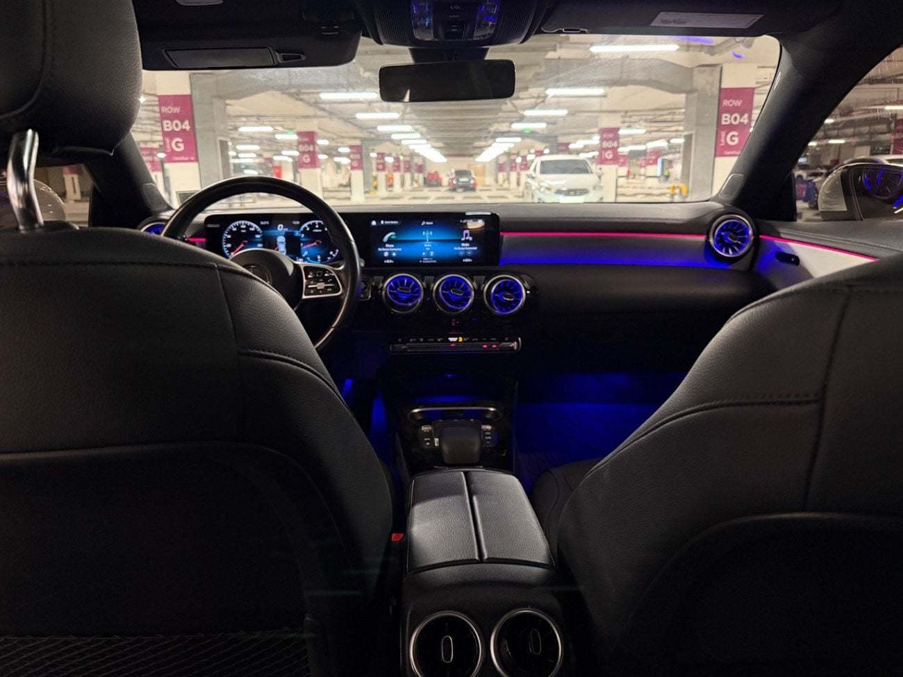 مرسيدس بنز CLA 250 Premium + 2.0L