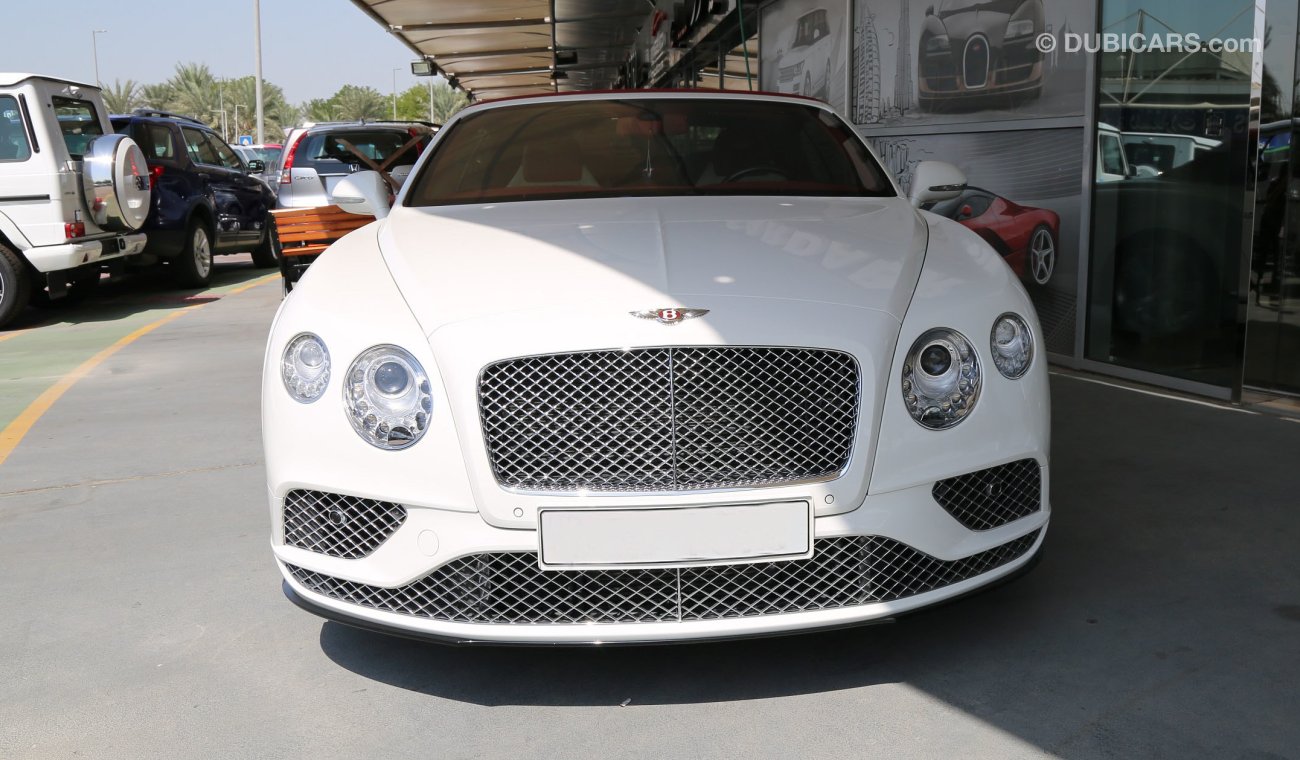 Bentley Continental GTC V8s