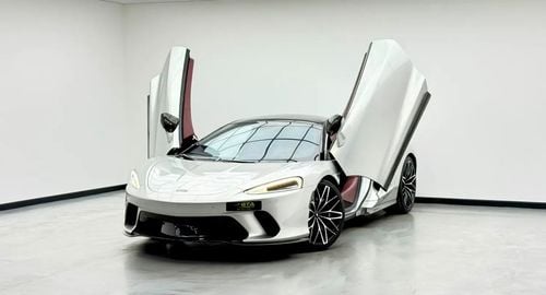 McLaren GT STANDARD Warranty, Carbon Fiber Package, Fully Loaded, Excellent Condition, GCC