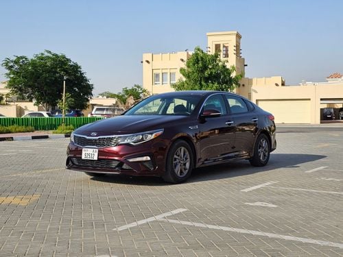 كيا أوبتيما Non accident / US Specs / Blind Sport / RTA Pass