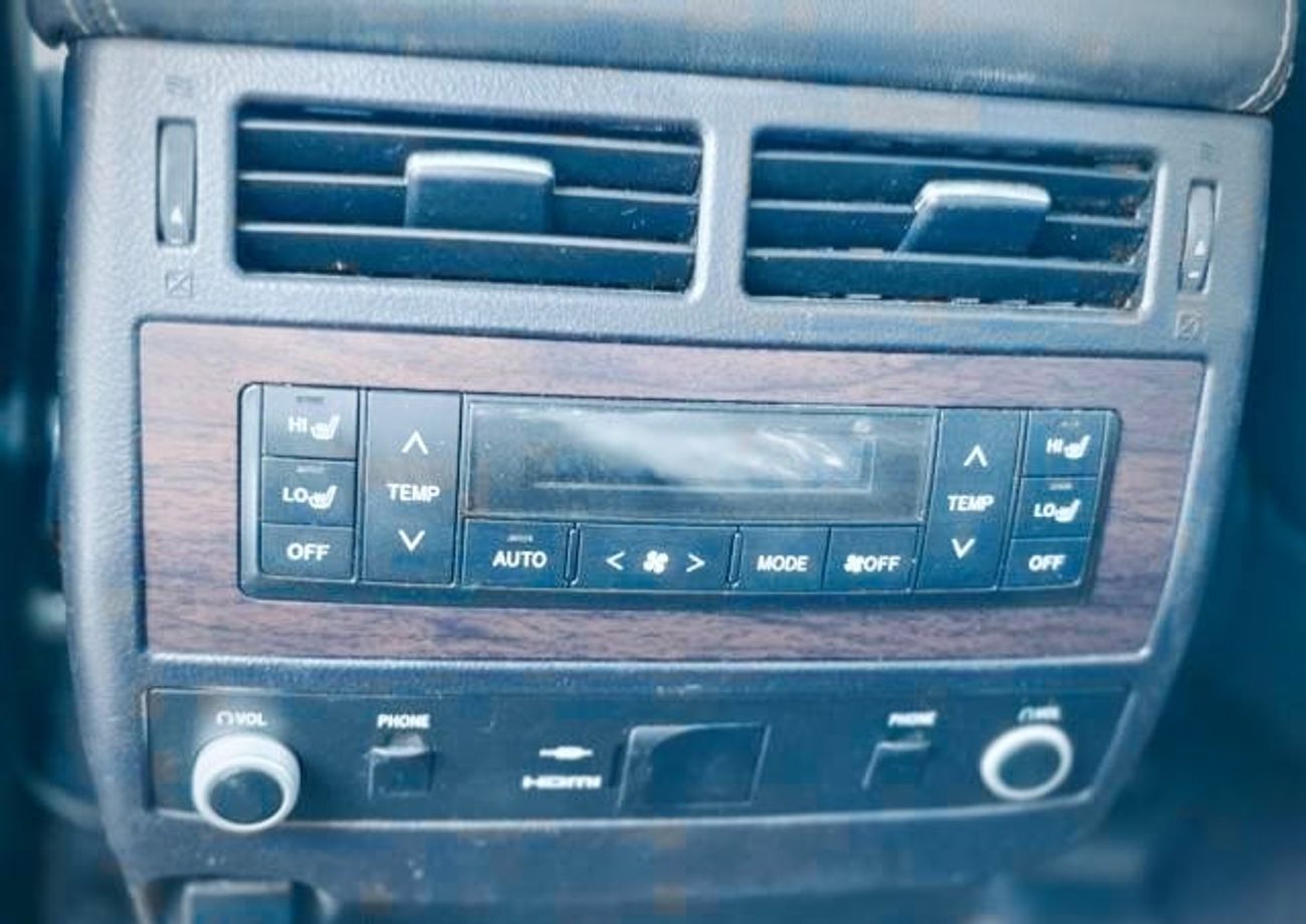 تويوتا لاند كروزر 2017 Model ZX RHD Diesel Engine Full Option Very clean and perfect condition