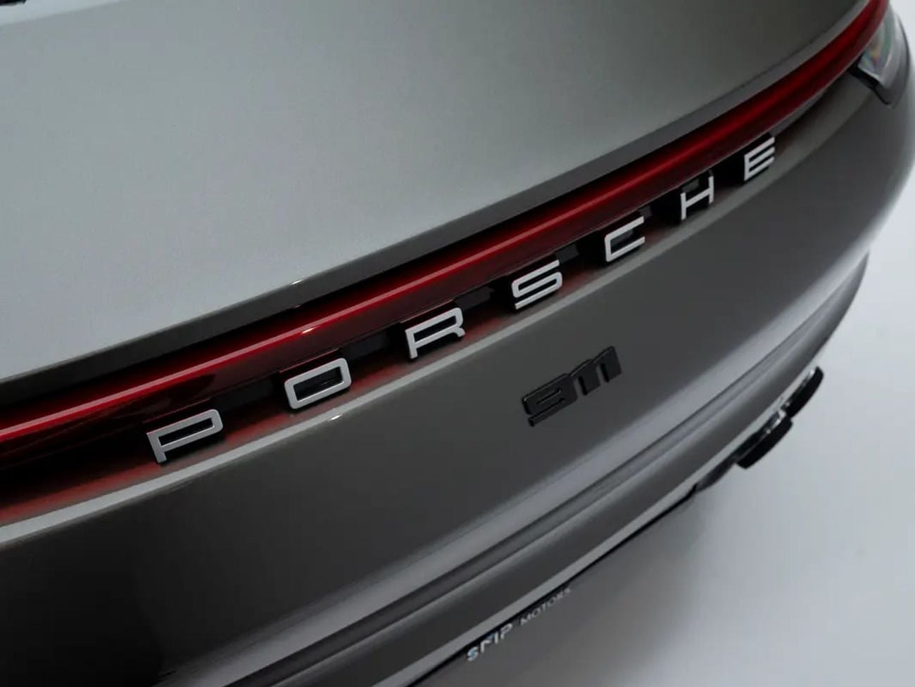 Porsche 911 Al Naboodah WARRANTY till April | Carrera 4